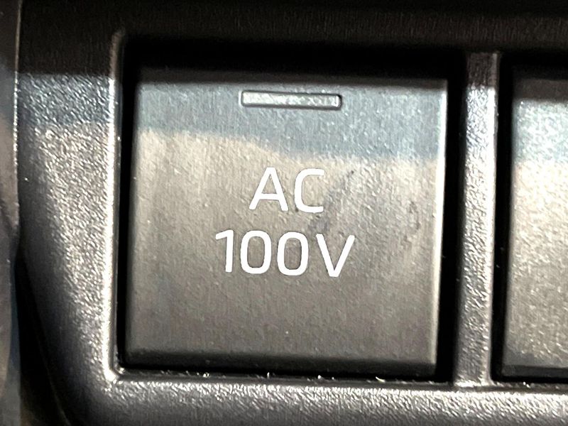 2025 Toyota Prius 6AA-MXWH60 (UW-6aacad530c585)[13]