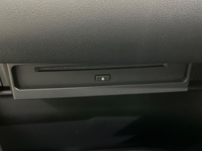 2024 Toyota Voxy 6BA-MZRA90W (UW-6aacad619ebab)[6]
