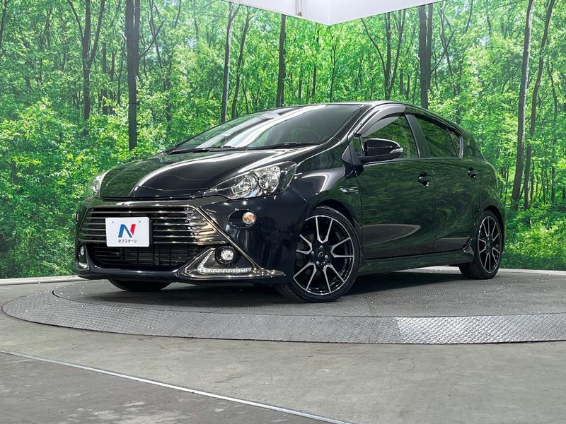 2016 Toyota Aqua DAA-NHP10 (UW-6aacad6d8863f)[0]