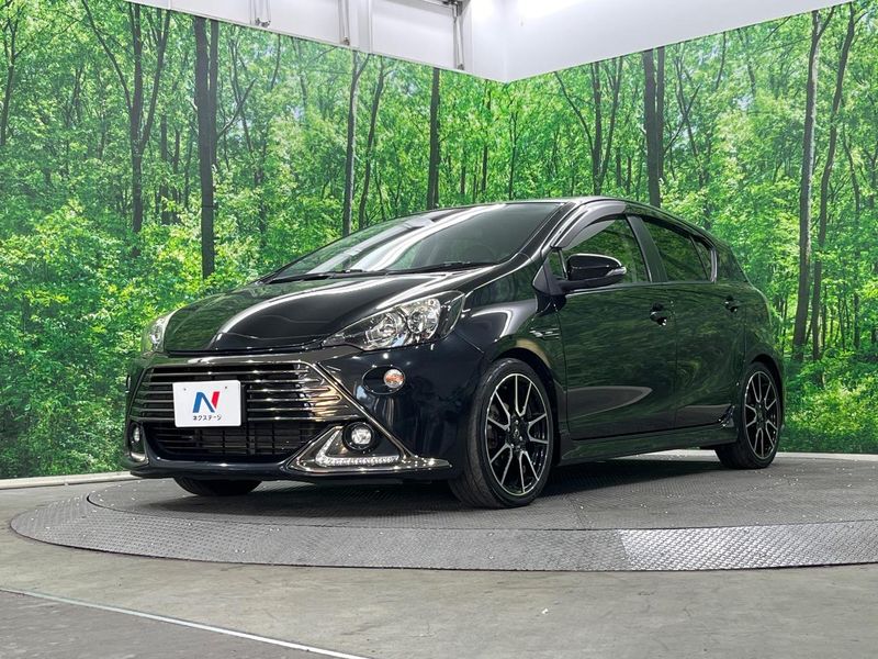 2016 Toyota Aqua DAA-NHP10 (UW-6aacad6d8863f)[20]