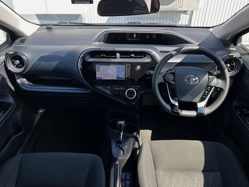 2021 Toyota Aqua 6AA-NHP10 (UW-6aacad6f8bc1b)[29]