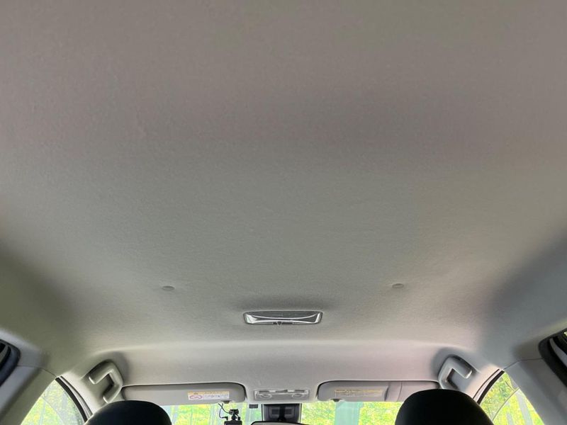 2017 Toyota Aqua DAA-NHP10 (UW-6aacad761d971)[22]