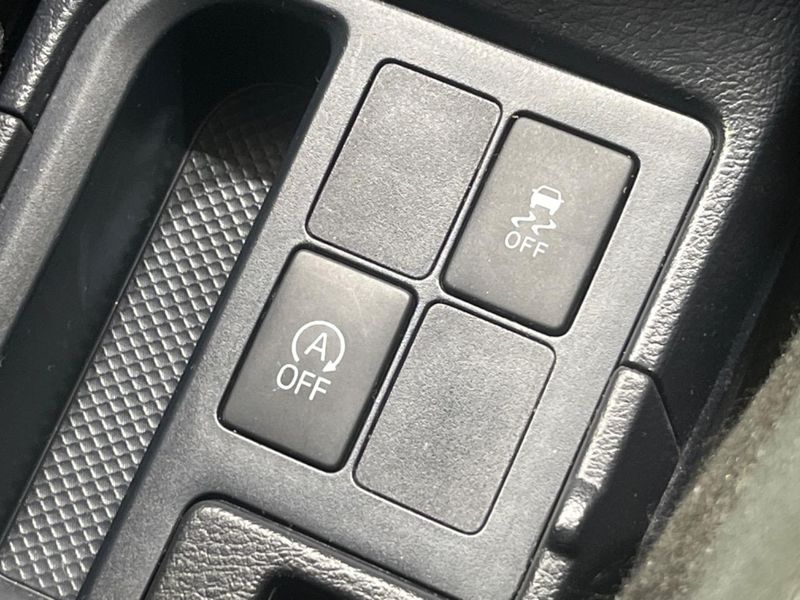 2016 Toyota Vitz DBA-NSP130 (UW-6aacad8166c55)[17]