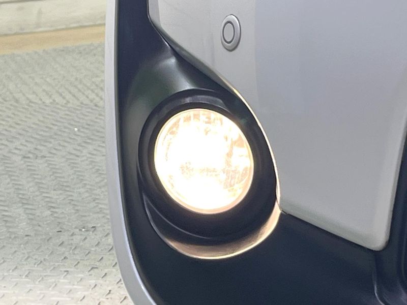 2017 Toyota Sienta DBA-NSP170G (UW-6aacad84c9f61)[9]