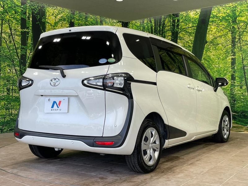 2019 Toyota Sienta DBA-NSP170G (UW-6aacad887c386)[18]