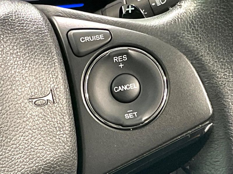 2014 Honda Vezel DAA-RU3 (UW-6aacada807316)[26]