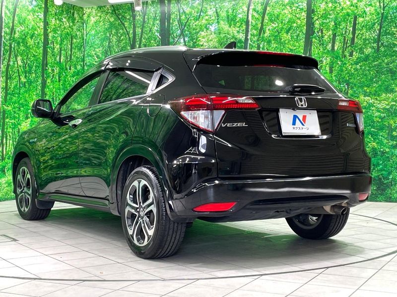 2014 Honda Vezel DAA-RU3 (UW-6aacada807316)[7]