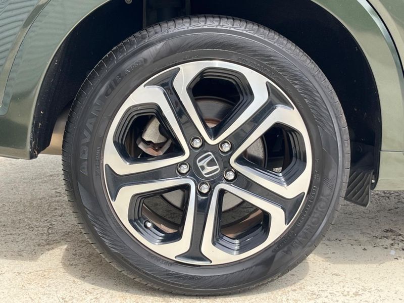 2015 Honda Vezel DAA-RU3 (UW-6aacada965d99)[9]