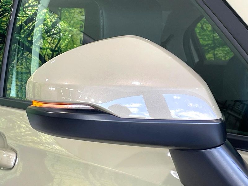 2022 Honda Vezel 6AA-RV5 (UW-6aacadb1737ed)[28]
