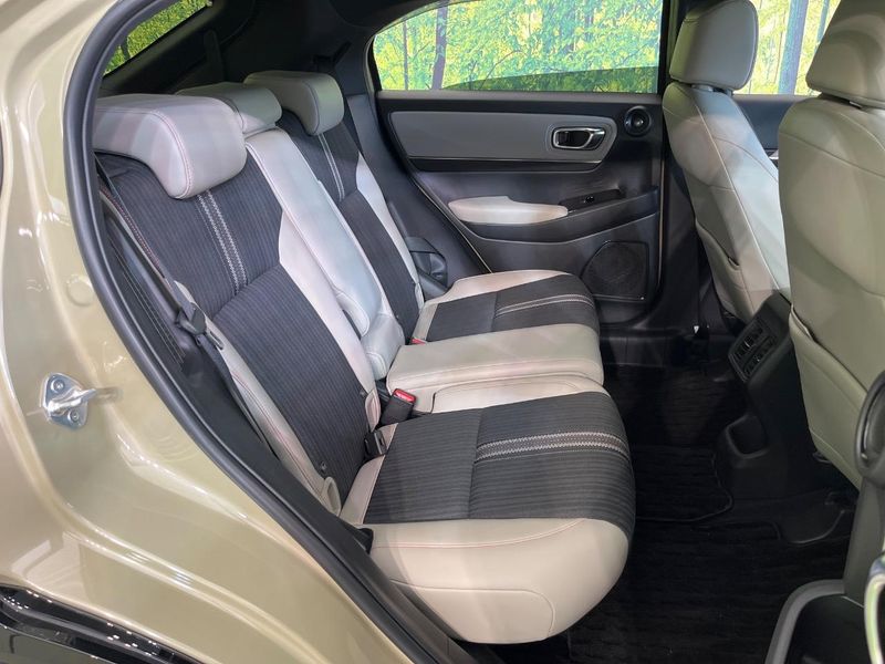 2022 Honda Vezel 6AA-RV5 (UW-6aacadb1bc2c3)[27]