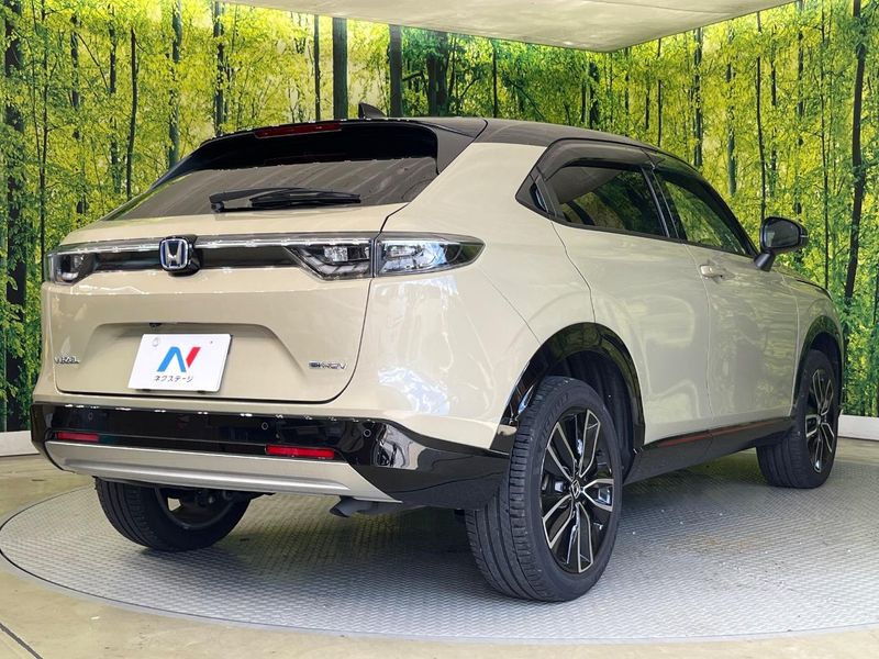 2022 Honda Vezel 6AA-RV5 (UW-6aacadb1bc2c3)[12]