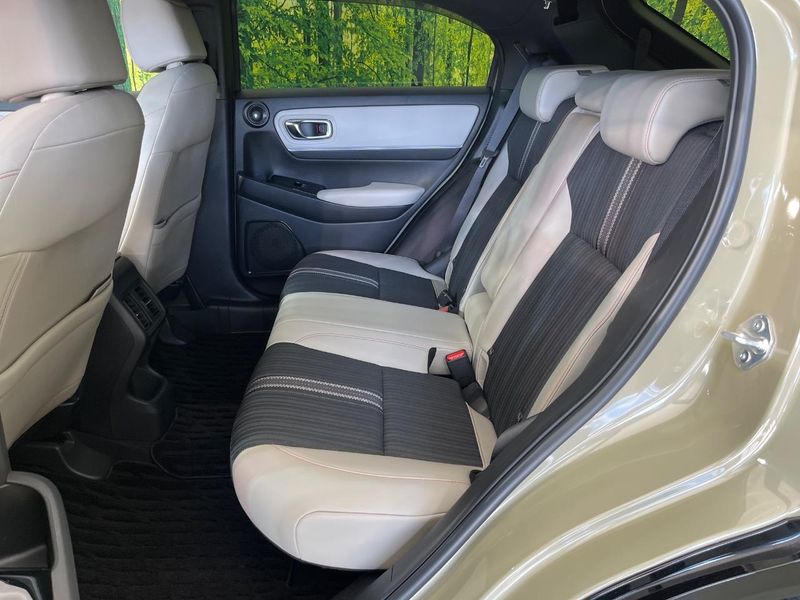 2022 Honda Vezel 6AA-RV5 (UW-6aacadb1bc2c3)[29]