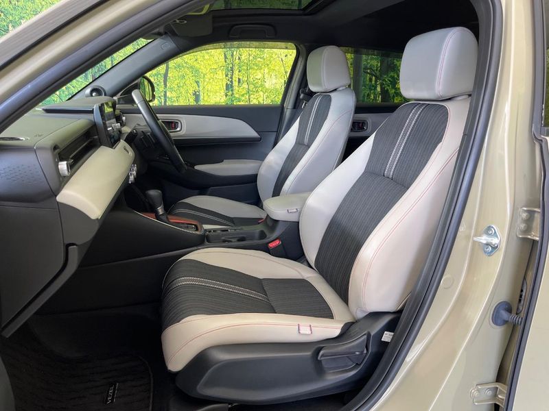 2022 Honda Vezel 6AA-RV5 (UW-6aacadb1bc2c3)[28]