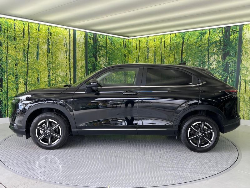 2022 Honda Vezel 6AA-RV5 (UW-6aacadb36e7f3)[10]