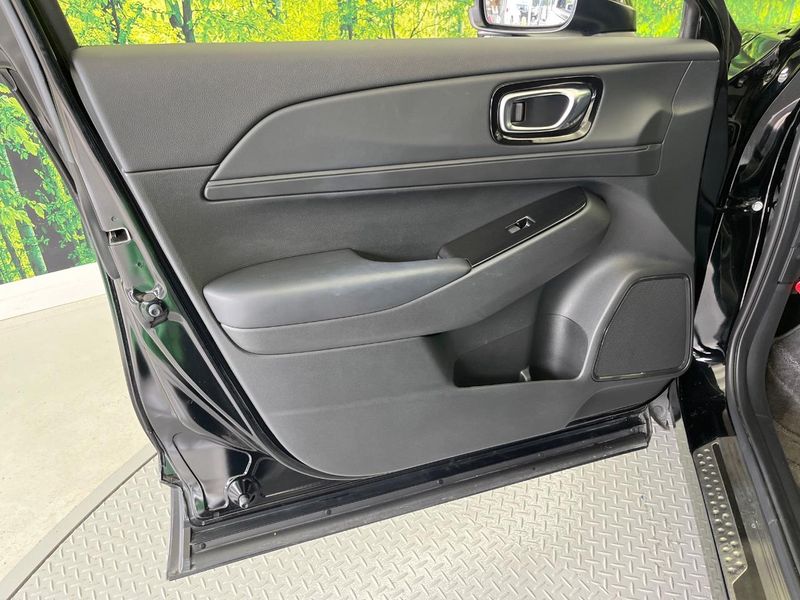 2022 Honda Vezel 6AA-RV5 (UW-6aacadb36e7f3)[26]