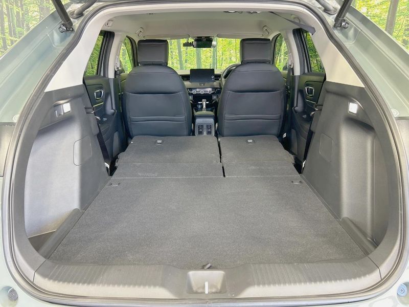 2025 Honda Vezel 6AA-RV5 (UW-6aacadbcdec29)[14]