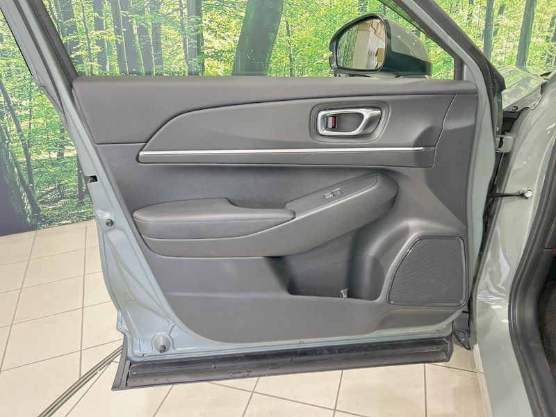 2025 Honda Vezel 6AA-RV5 (UW-6aacadbcdec29)[24]