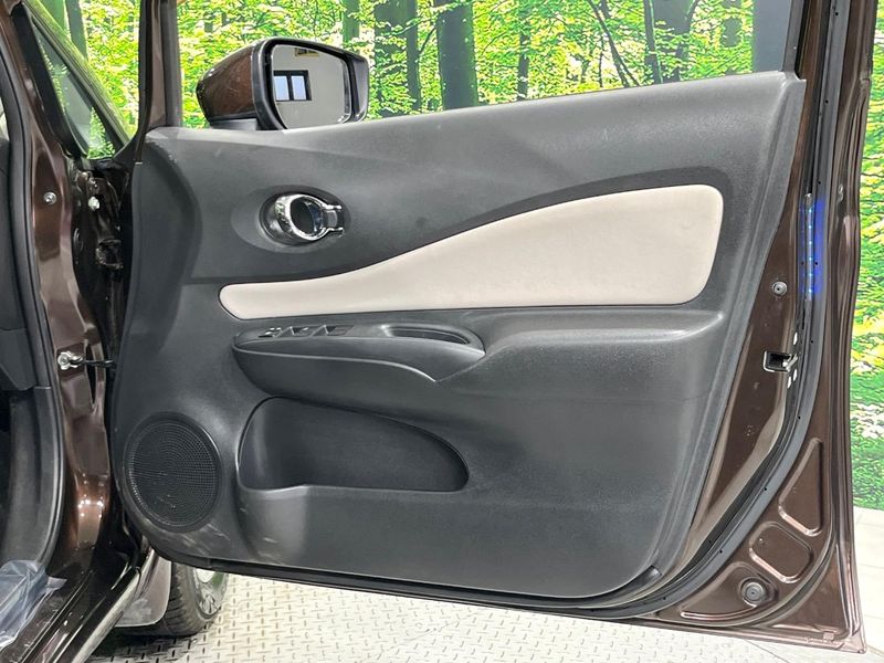 2018 Nissan Note DAA-SNE12 (UW-6aacadd9adca6)[29]