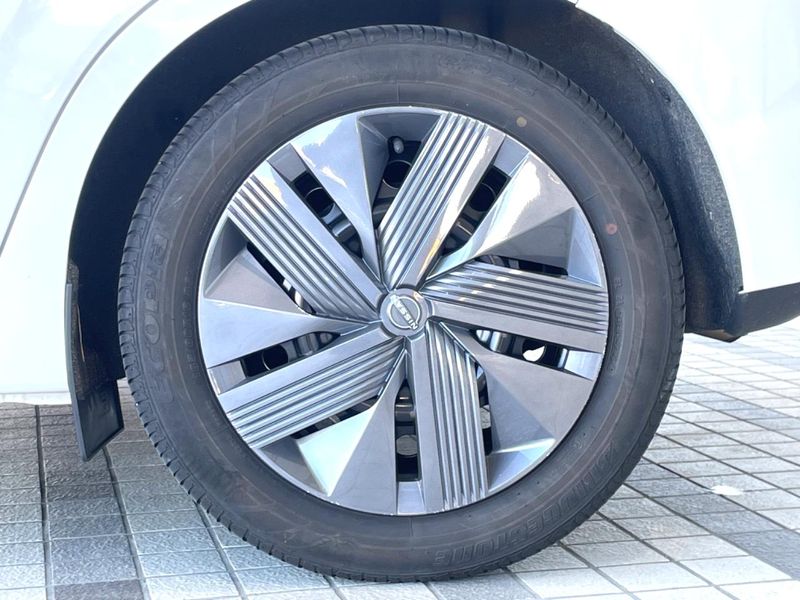 2023 Nissan Note 6AA-SNE13 (UW-6aacaddaa4495)[10]