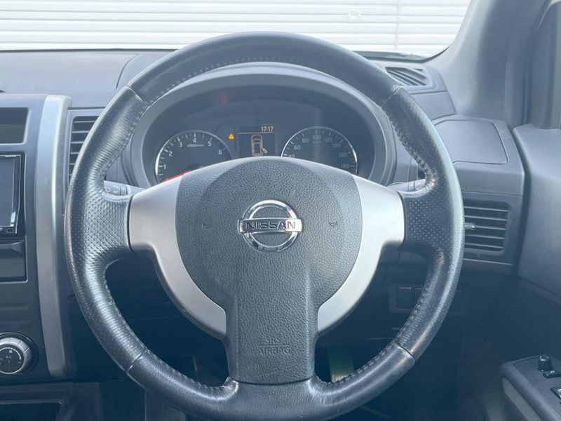 2011 Nissan X-Trail DBA-T31 (UW-6aacaddf10650)[21]