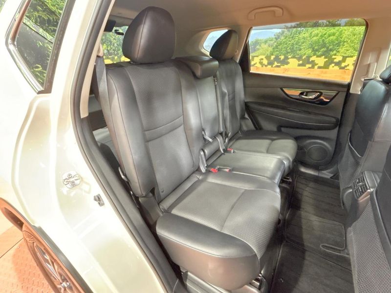 2019 Nissan X-Trail DBA-T32 (UW-6aacade329af6)[22]