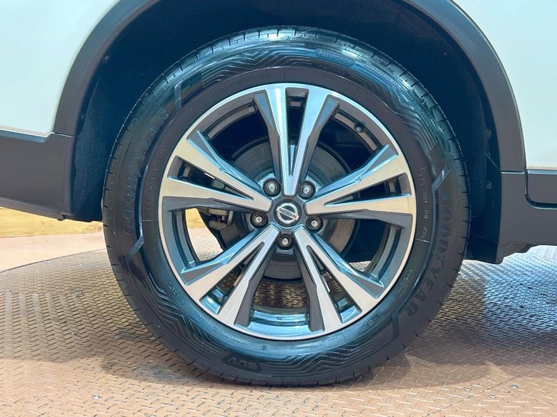 2019 Nissan X-Trail DBA-T32 (UW-6aacade329af6)[10]