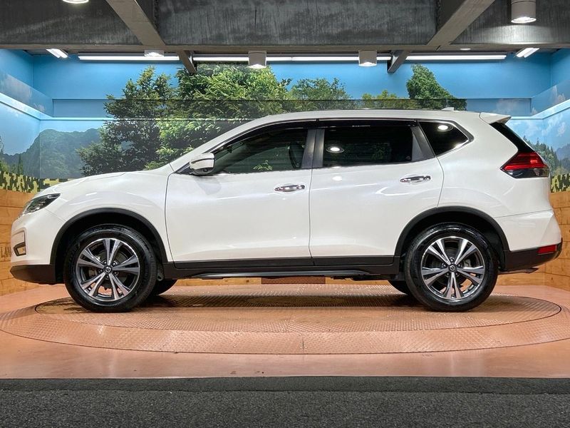 2019 Nissan X-Trail DBA-T32 (UW-6aacade329af6)[14]