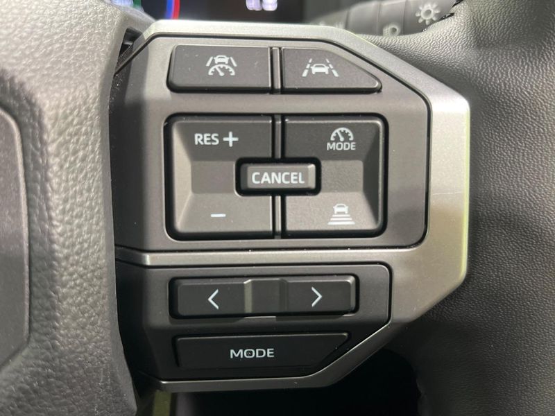 2025 Toyota Land Cruiser 250 3BA-TRJ250W (UW-6aacadf77d29d)[29]