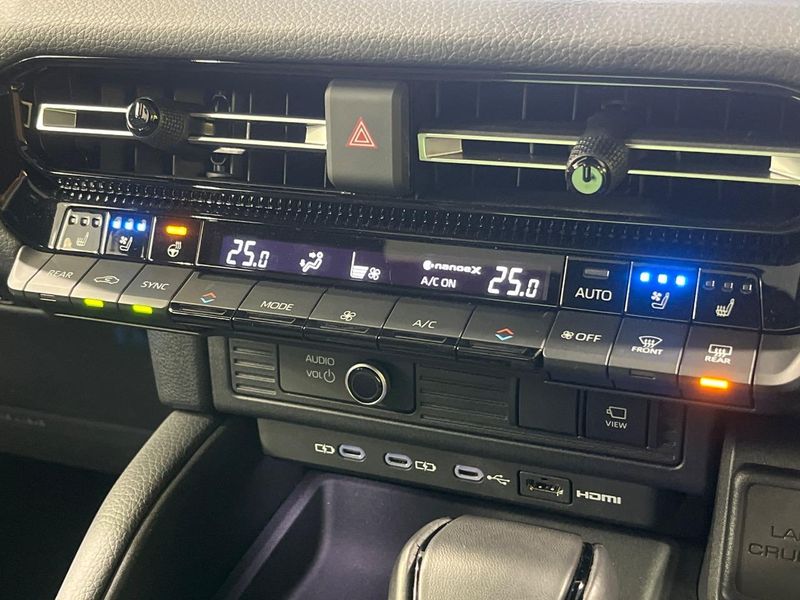 2025 Toyota Land Cruiser 250 3BA-TRJ250W (UW-6aacadf77d29d)[14]
