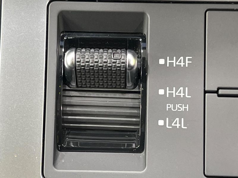2025 Toyota Land Cruiser 250 3BA-TRJ250W (UW-6aacadf77d29d)[25]