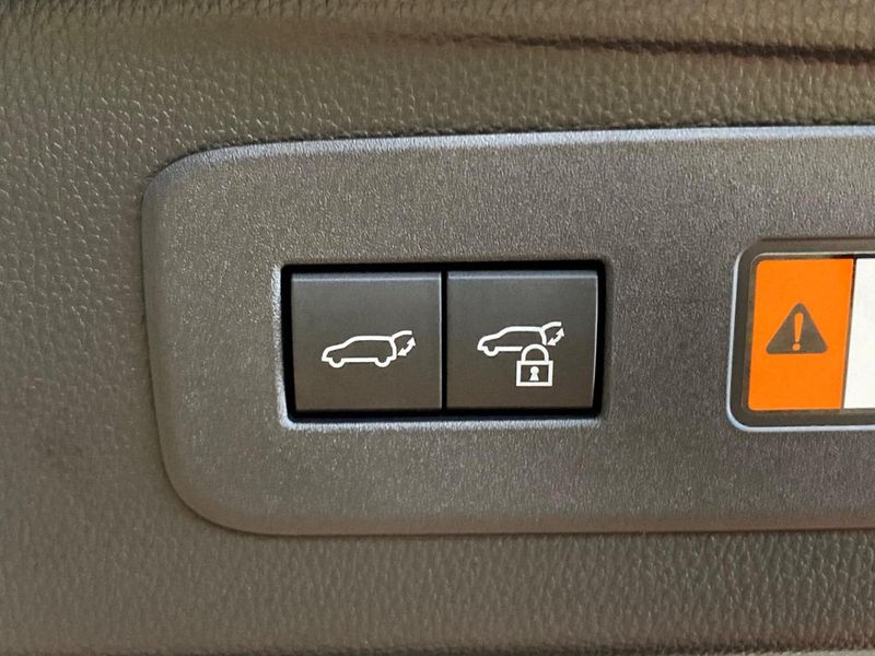 2025 Toyota Land Cruiser 250 3BA-TRJ250W (UW-6aacadf9c83cd)[28]