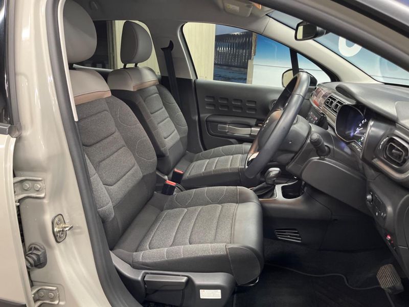 2021 Citroen C3 5BA-B6HN05 (UW-6aacae094106f)[19]