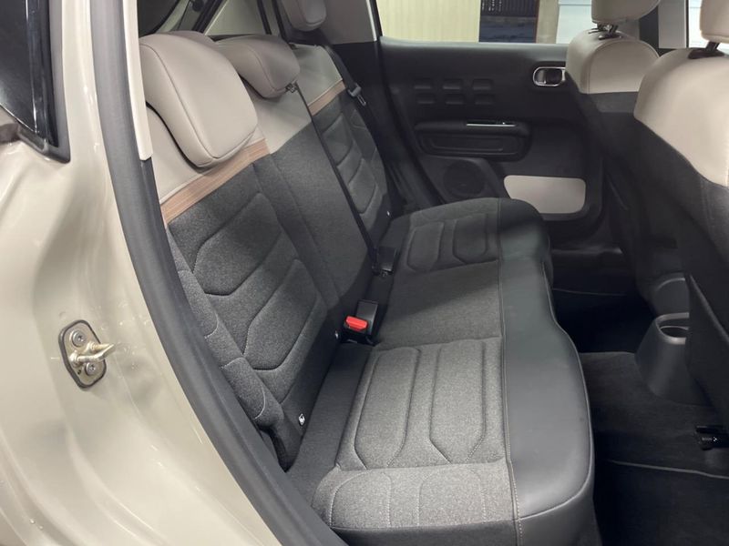 2021 Citroen C3 5BA-B6HN05 (UW-6aacae094106f)[22]