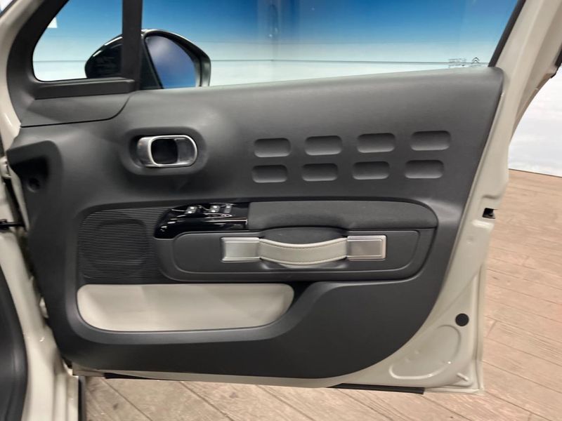 2021 Citroen C3 5BA-B6HN05 (UW-6aacae094106f)[20]