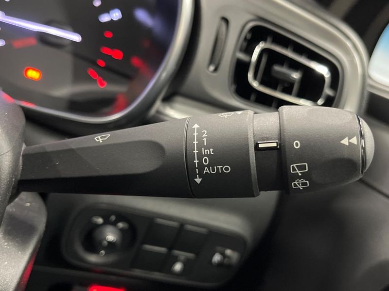2021 Citroen C3 5BA-B6HN05 (UW-6aacae094106f)[17]