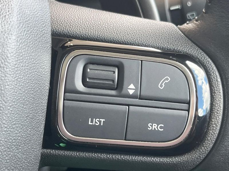 2021 Citroen Berlingo 3DA-K9CYH01 (UW-6aacae1576989)[25]
