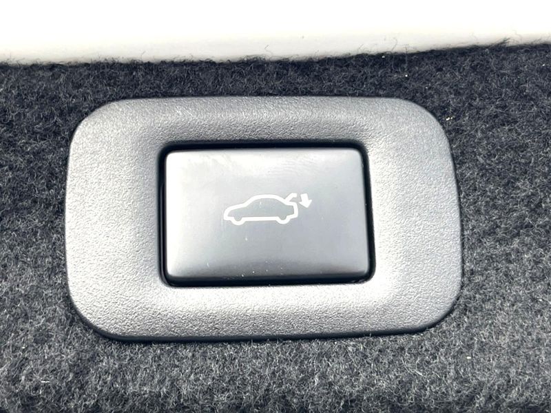 2018 Lexus LS DBA-VXFA55 (UW-6aacae160968f)[29]