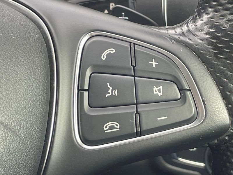 2016 Mercedes Benz C Class LDA-205004C (UW-6aacae267e27e)[17]