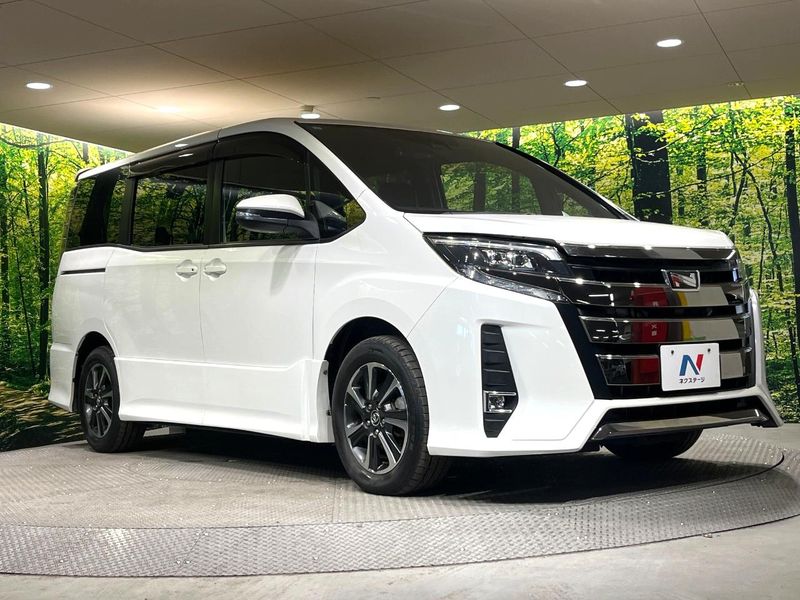 2017 Toyota Noah DBA-ZRR80W (UW-6aacae56a9b2b)[5]
