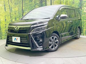 2017 Toyota Voxy DBA-ZRR80W
