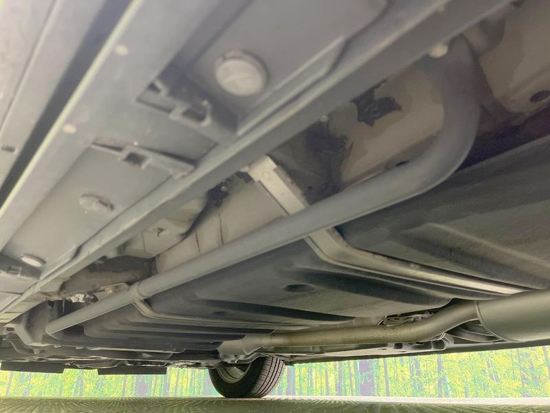 2017 Toyota Voxy DBA-ZRR80W (UW-6aacae57d4f4f)[20]