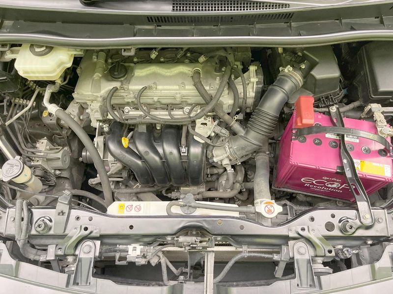 2017 Toyota Voxy DBA-ZRR80W (UW-6aacae57d4f4f)[7]