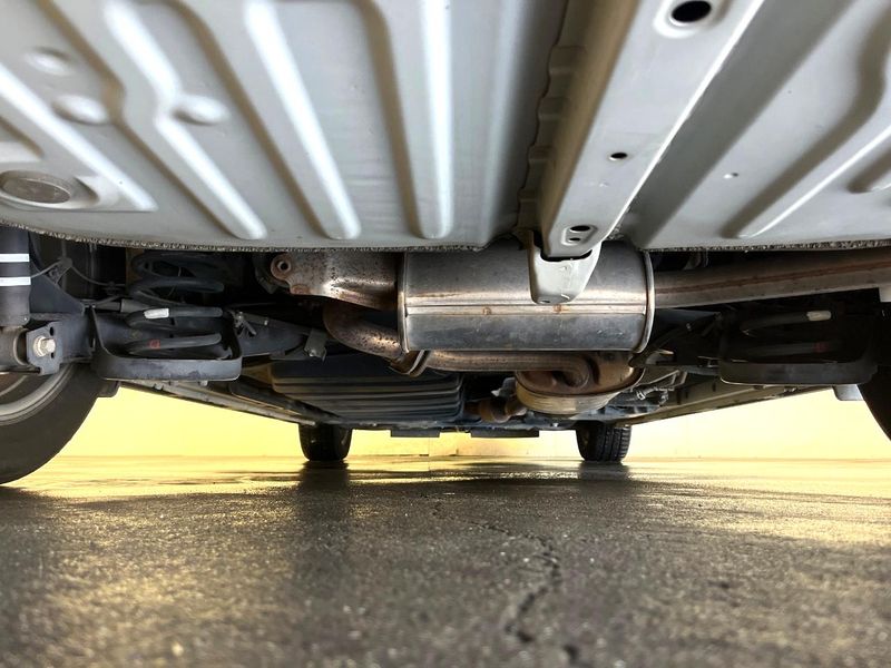 2018 Toyota Noah DBA-ZRR80W (UW-6aacae58e7326)[24]