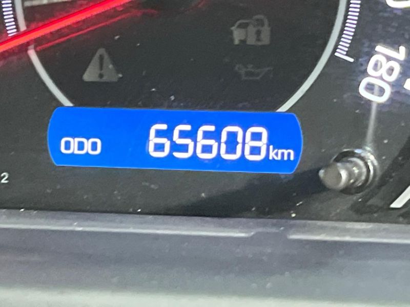 2019 Toyota Noah DBA-ZRR80W (UW-6aacae5ddf14d)[2]