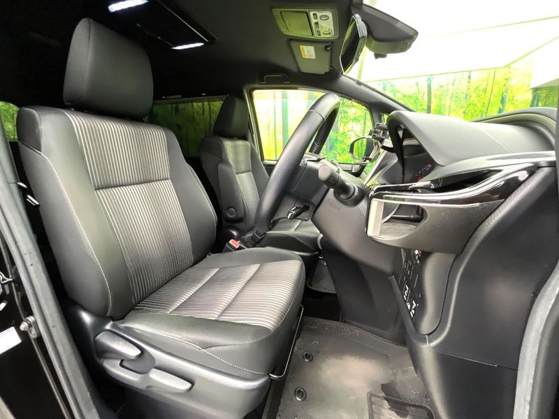 2020 Toyota Voxy DBA-ZRR80W (UW-6aacae5f6a415)[24]