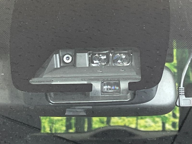 2019 Toyota Esquire DBA-ZRR85G (UW-6aacae6393a9b)[10]