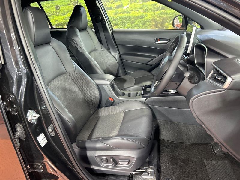 2026 Toyota Corolla Cross 6AA-ZVG13 (UW-6aacae721aad5)[20]