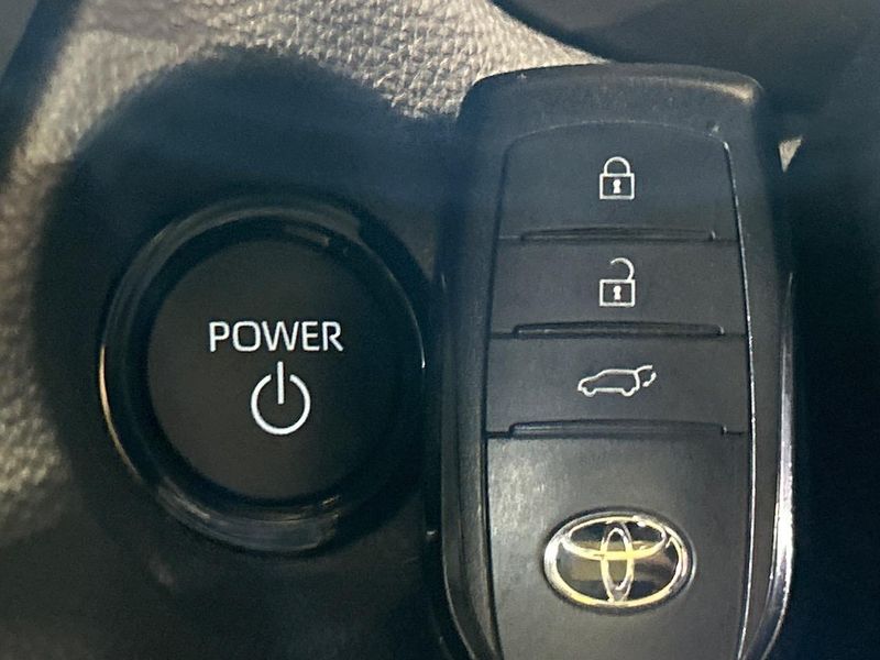 2026 Toyota Corolla Cross 6AA-ZVG13 (UW-6aacae721aad5)[15]