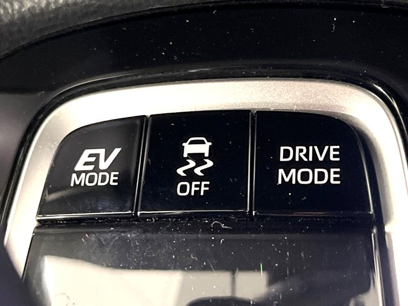 2022 Toyota Corolla Cross 6AA-ZVG15 (UW-6aacae733fc28)[25]