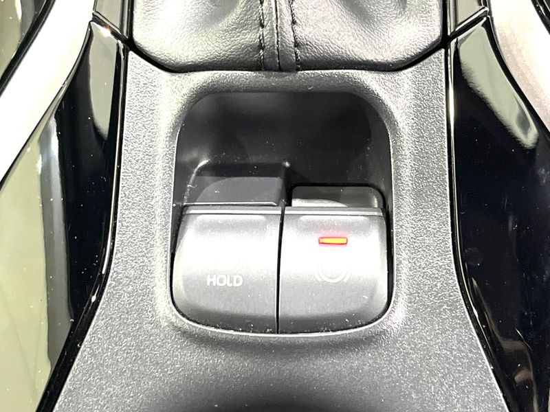 2022 Toyota Corolla Cross 6AA-ZVG15 (UW-6aacae733fc28)[26]